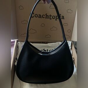 Coach Large Ergo Bag In Pebbled Coachtopia Leather